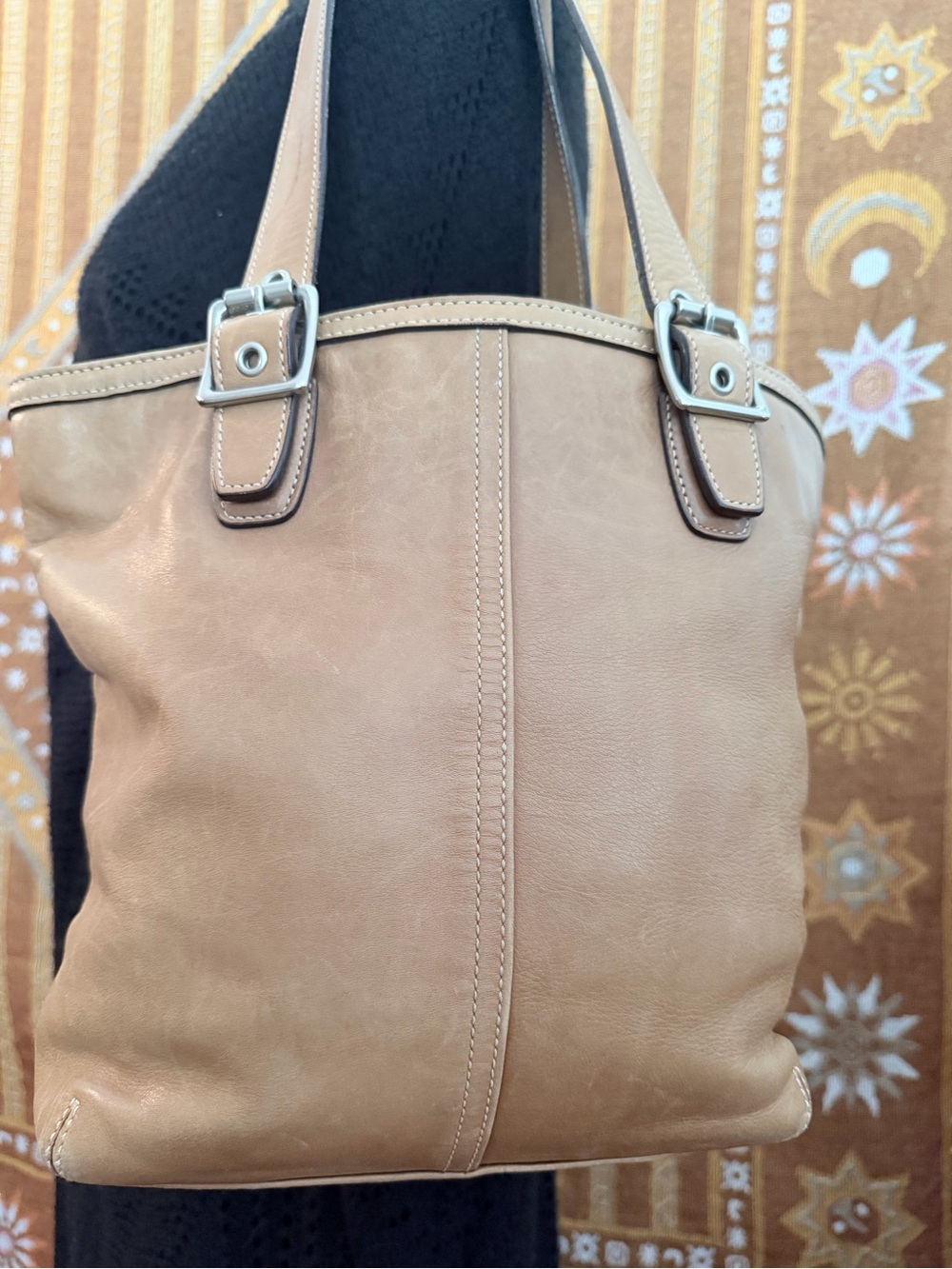 Coach Hampton purse and wallet set apple charm - Picture 3 of 14